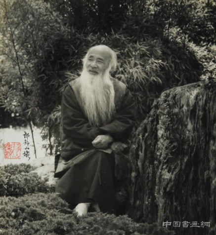 中國綜合性繪畫流派之一"大千畫派”