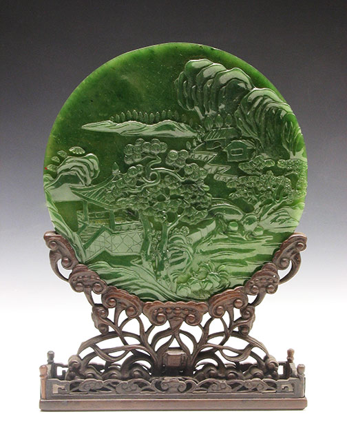 清 碧玉雕山水花鳥圓插屏