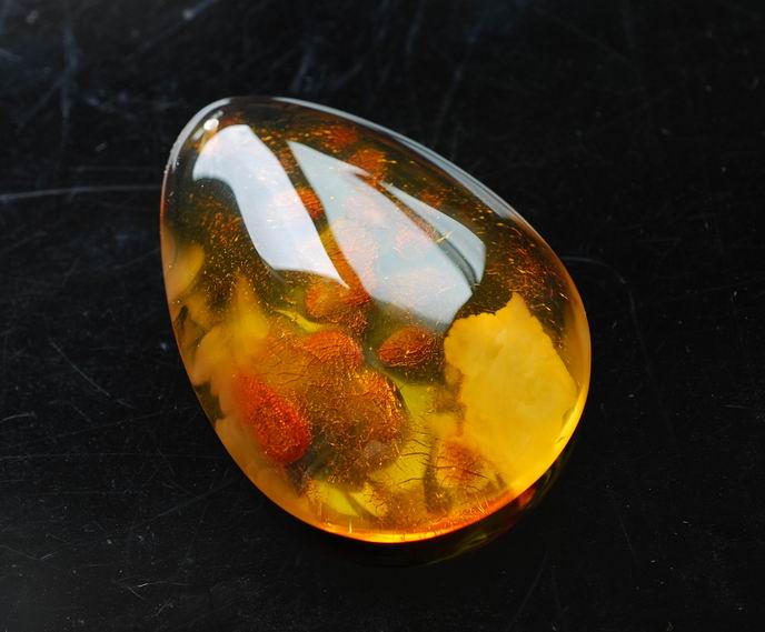 分清琥珀產(chǎn)地 讓收藏更有價(jià)值