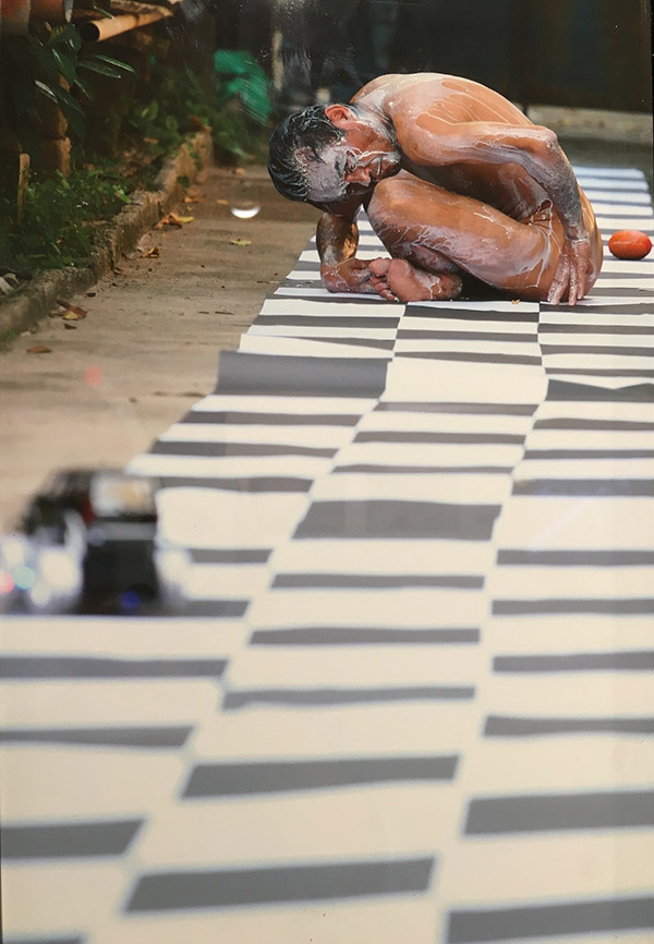 行為藝術正在登堂入室,它更成熟了還是更淺薄了?