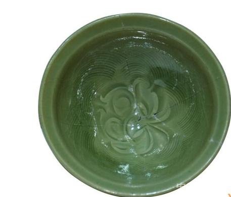 宋代耀州窯青釉劃花落花流水紋碗