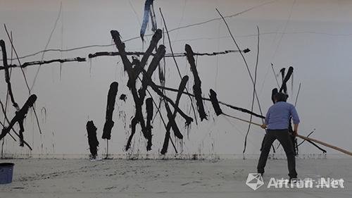 5天，首個美術館“白墻計劃”如何完成