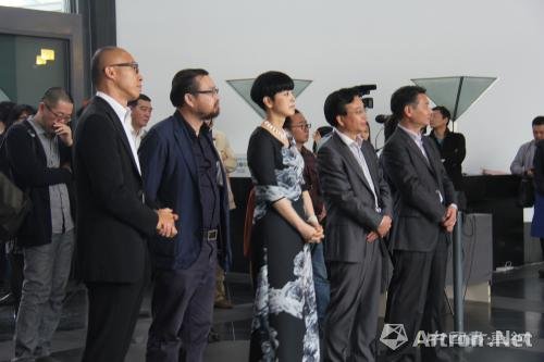 喻紅：世界在流動，人在流動，藝術也在流動