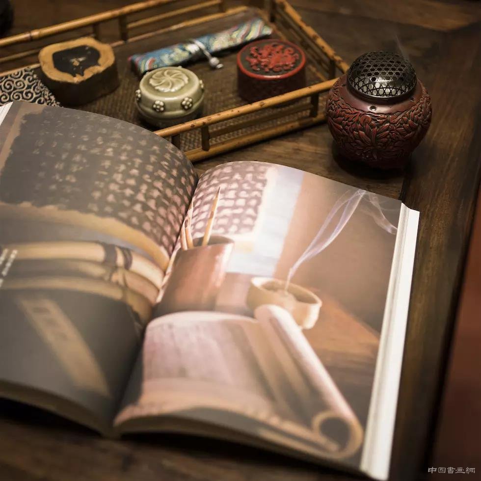 一本美不勝收的讀物——廿四香箋