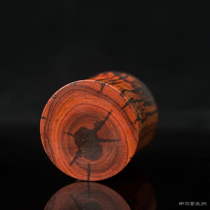 紫檀金星老料海棠筆筒