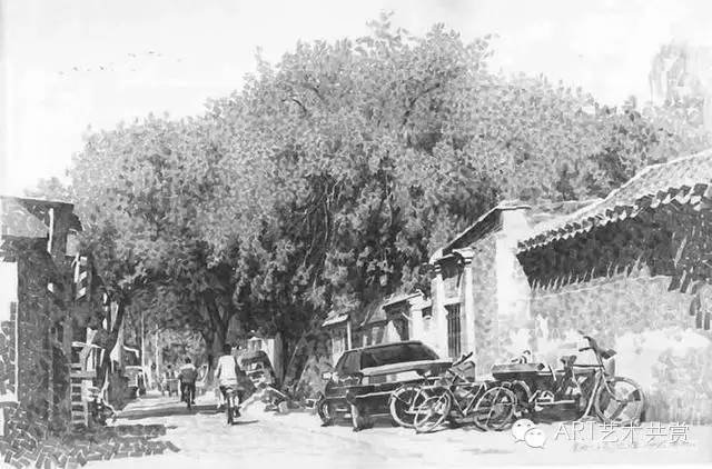 一枝鉛筆很輕，他畫的胡同很沉