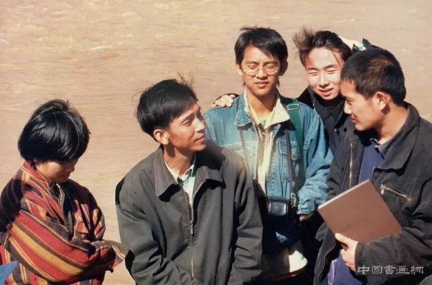 師者，何家英