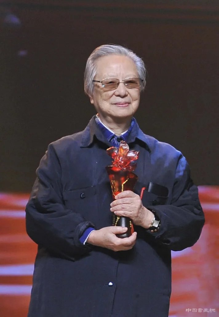 書畫界泰斗陳佩秋先生逝世