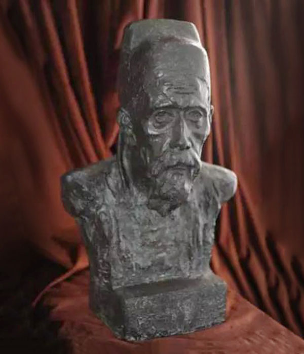 《杜甫胸像》（鑄銅）