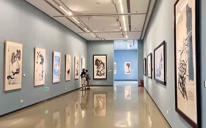 大寫(xiě)意花鳥(niǎo)畫(huà)的文脈傳承:湯文選湯立的東方意象