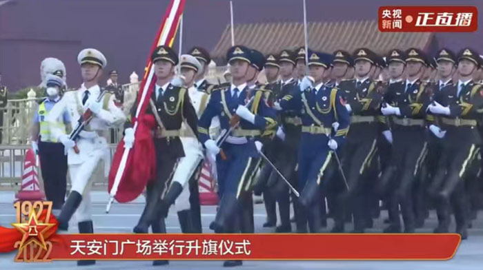  向中國(guó)軍人致敬！隨軍事題材美術(shù)作品走進(jìn)用生命和激情譜寫的壯麗篇章