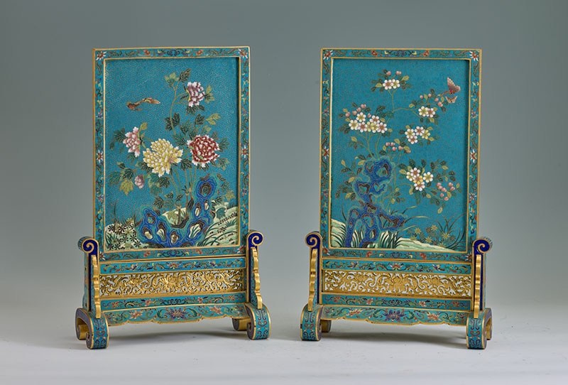 張宗憲向上海博物館捐贈銅胎掐絲琺瑯器32套共46件