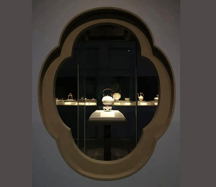 洋瓷與華彩:香港中文大學文物館藏廣琺瑯特展 見證不同文明間的交往與對話